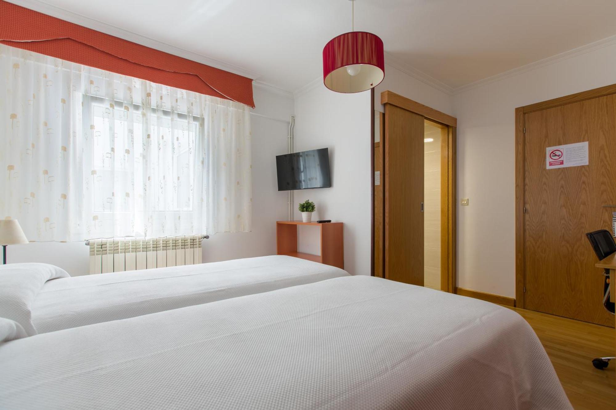 Hotel Pr La Paz à Saint-Jacques-de-Compostelle Extérieur photo